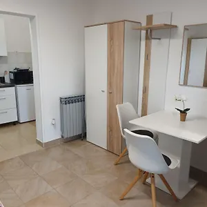 https://ivana-apartment-rabac.in-istria.net